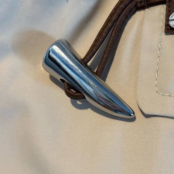 ☔️SALE☔️Michael Kors tan hooded rain coat - Picture 6 of 14